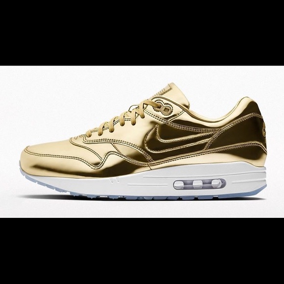 Nike Shoes - Nike Premium iD Gold Metallic Air Max 1, Size 12
